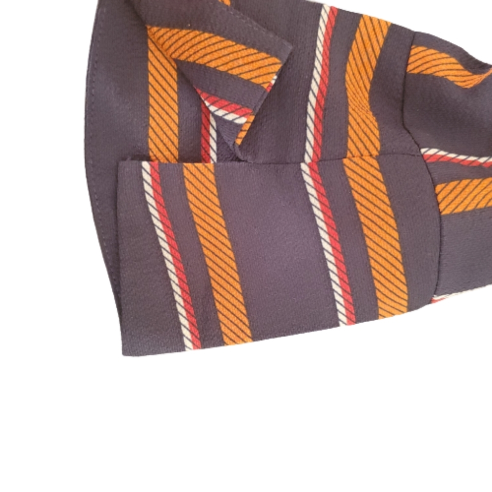 Shirt - Picture 6 of 7